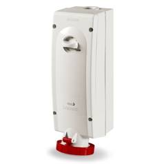Base C/Bloqueo Ip67 3P+N+T 32A