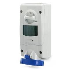 Base C/Bloqueo Ip67 2P+T 16A