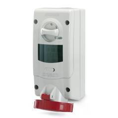 Base C/Bloqueo Ip67 3P+T 16A