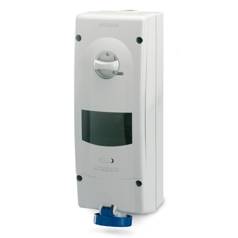 Base C/Bloqueo Ip67 2P+T 16A
